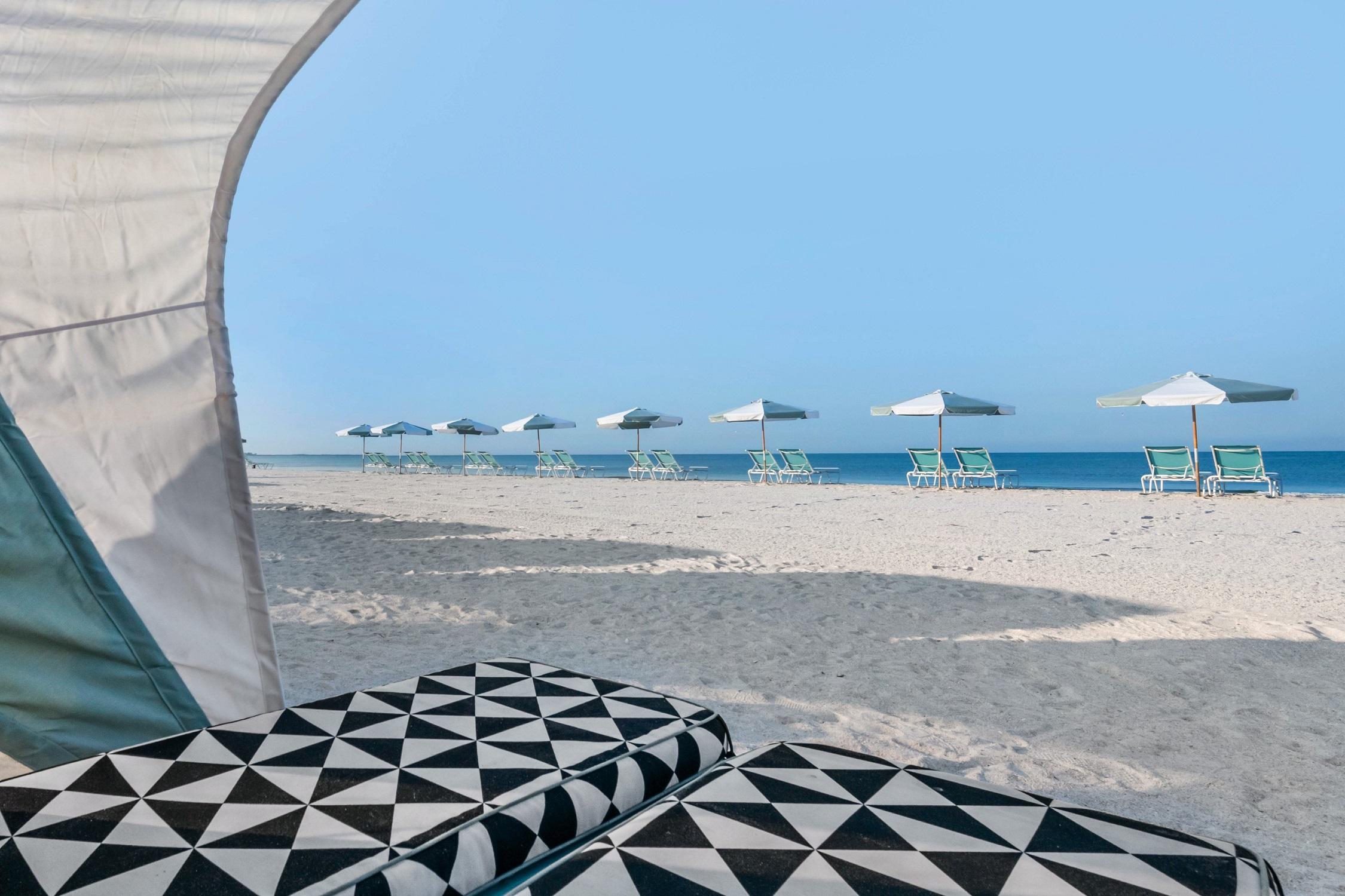 Postcard Inn On The Beach Сант Пит Бич Экстерьер фото